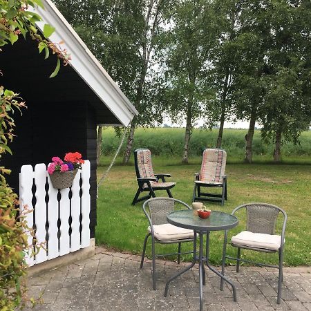 Stunning Romantik Cabin Close To Baltic Sea Villa Idestrup Exterior photo